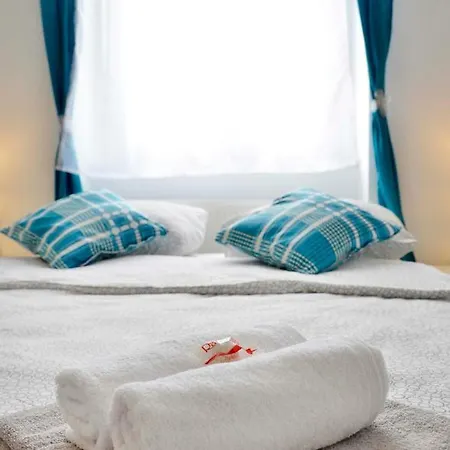 Studio Apartman Holiday