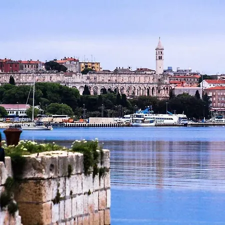Studio Apartman Holiday Gasthof Pula